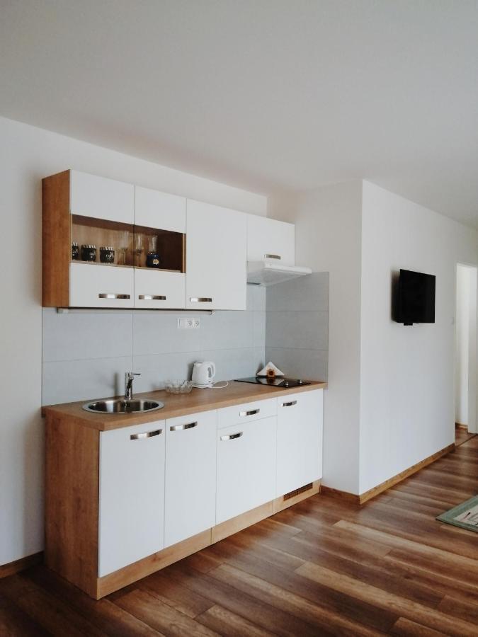 Apartman Pri Parku Sered' Экстерьер фото